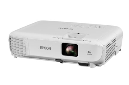 EPSON EB-W06 3LCD 3700AL WXGA 1280x800 HD Projeksiyon