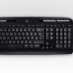 LOGITECH MK330 Kablosuz Klavye Mouse MM Set Siyah (920-003988) - KAR28779