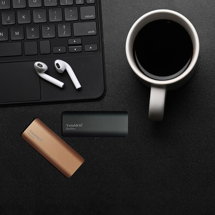 4Fci4xAC1TPtP4HWWGAhSLF2DUB86yJRO8OJu6XB TwinMOS 1TB Dark Grey Taşınabilir External SSD USB 3.2/Type-C - KAR58855 - Görsel 1